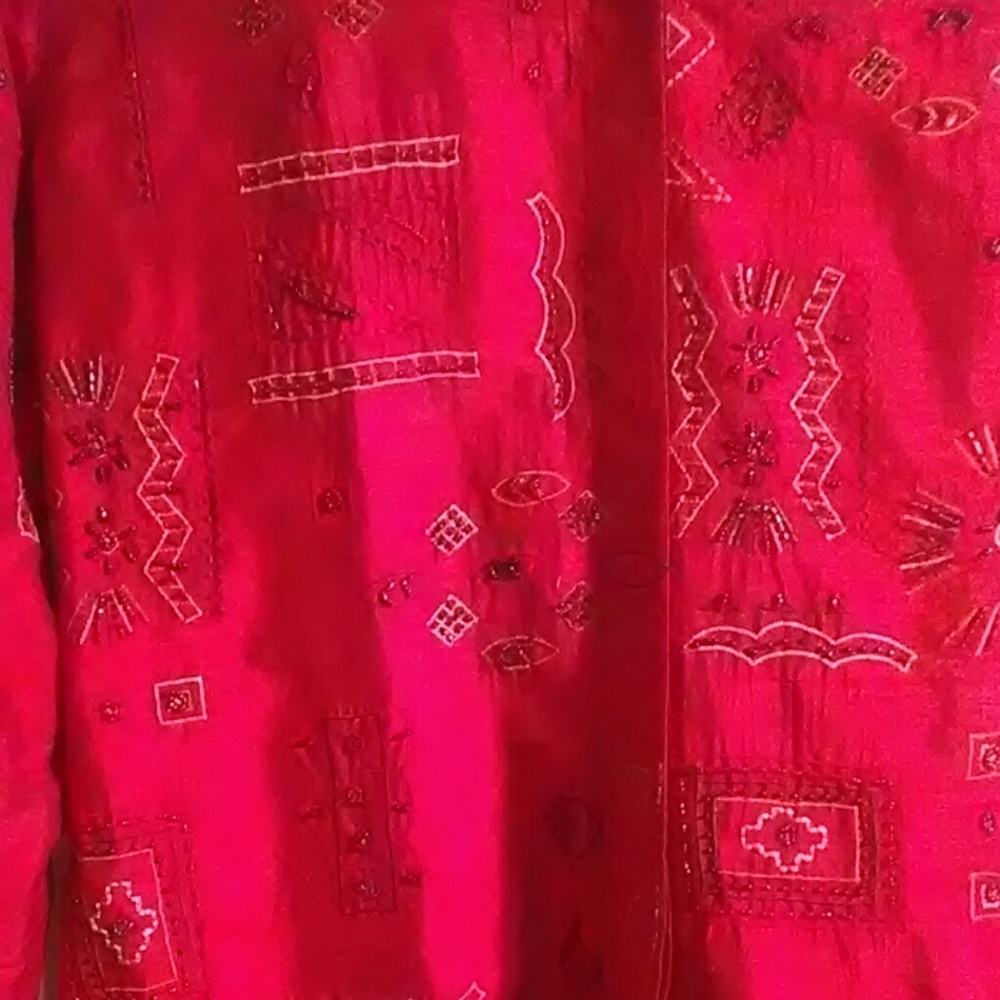 Shirt - Picture 3 of 4